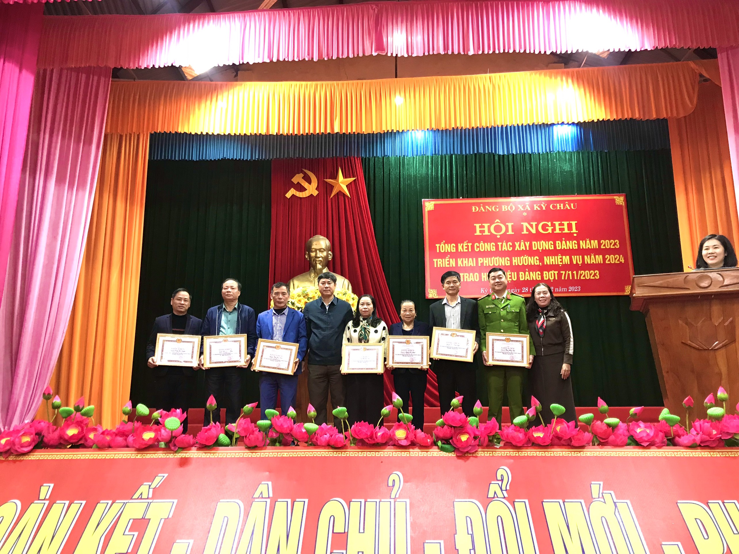 Hội nghị tổng kết công tác xây dựng Đảng năm 2023, triển khai nhiệm vụ công tác Đảng năm 2024 Đảng bộ xã Kỳ Châu, huyện Kỳ Anh, tỉnh Hà Tĩnh